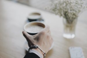 Jaké každodenní zvyky musíme odbourat, abychom zhubli a cítili se lépe?