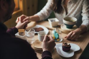 Milujete kávu? Pražské kavárny, které stojí za návštěvu