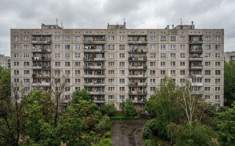 Fasada panoveho domu se sparami a lodziemi